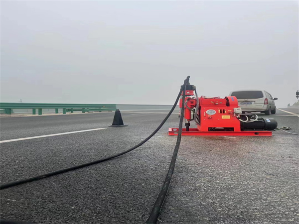 洪梅镇马路路基路面开裂下沉注浆加固灌浆